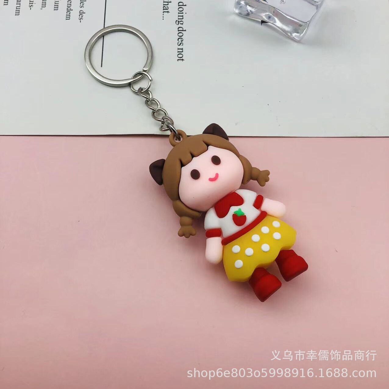 Sỉ 10 móc khoá cô gái sẵn