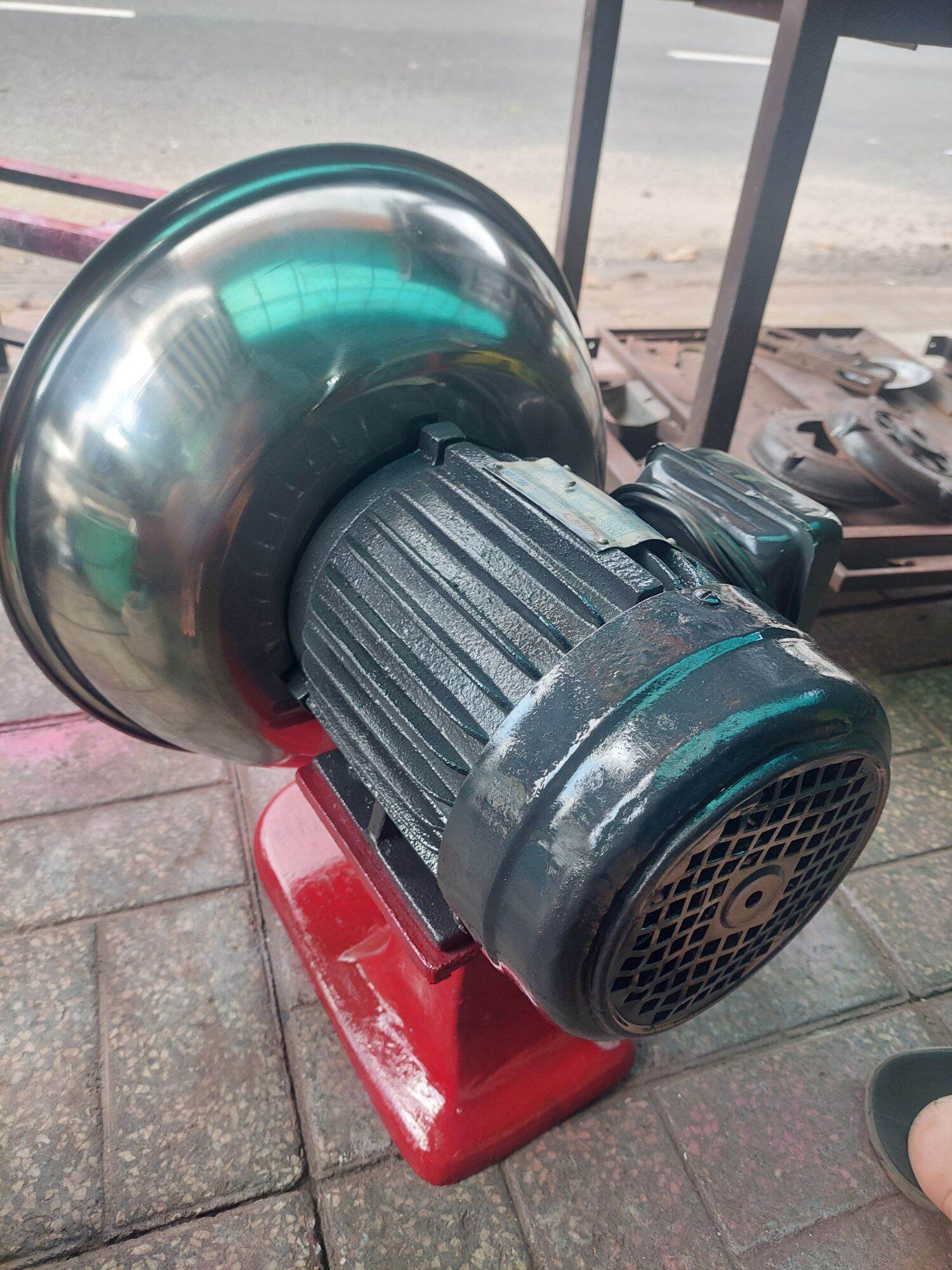 Máy nạo dừa 1hp