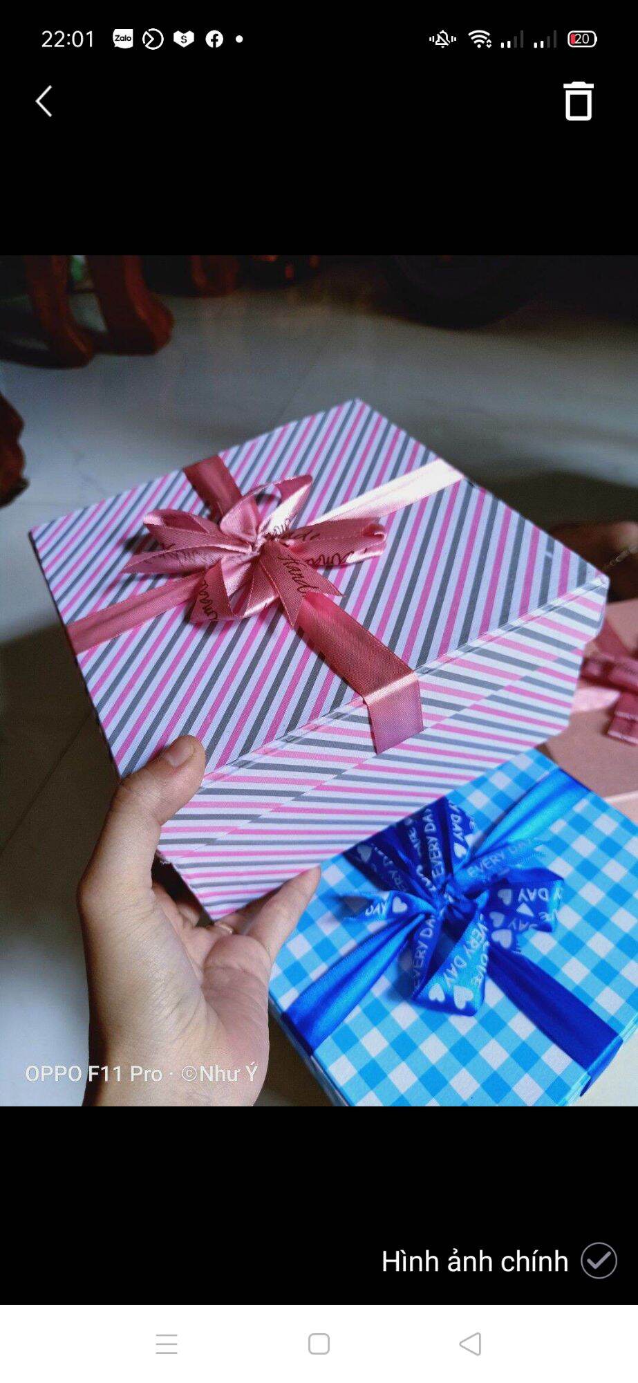 Hộp quà vuông size 18cm X Cao 9cm