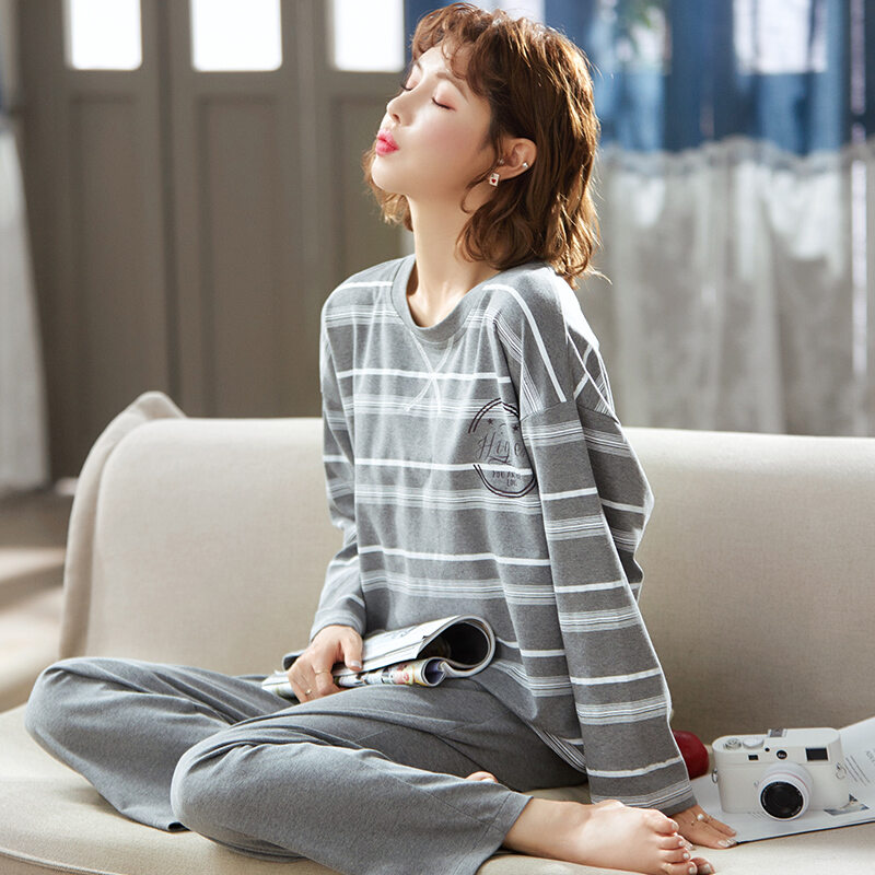 Bộ đồ dài tay mùa xuân thu cho nữ đồ ngủ màu tím mặc bên ngoài cotton