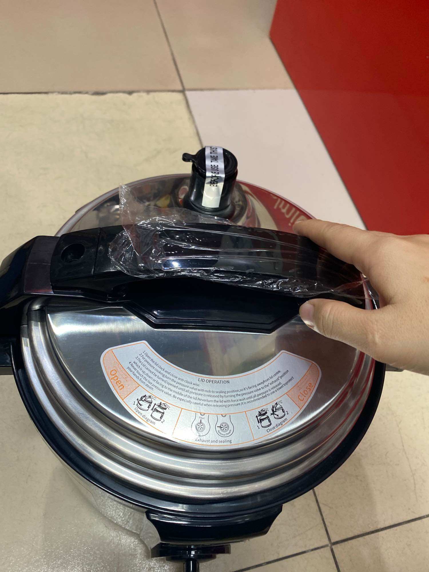 Nồi áp suất điện 6L
