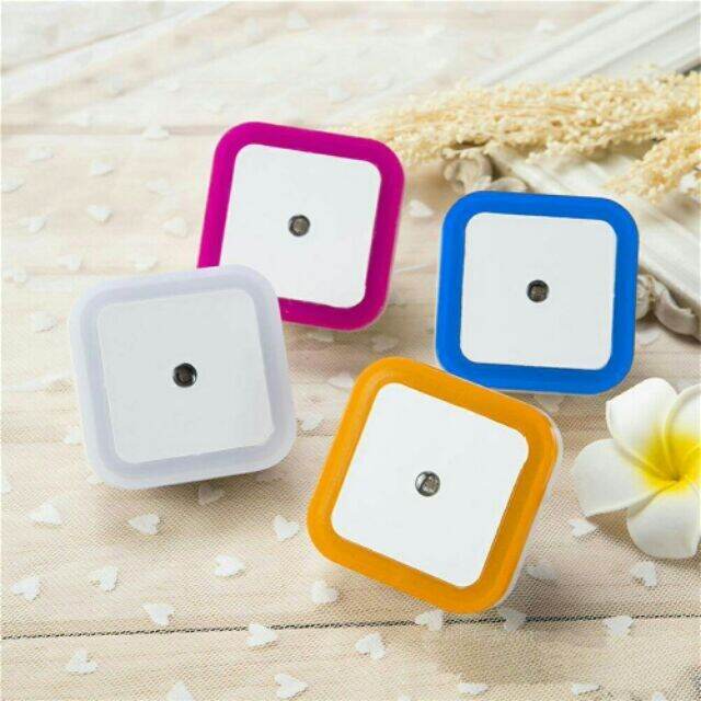 Đèn ngủ cảm ứng hình vuông