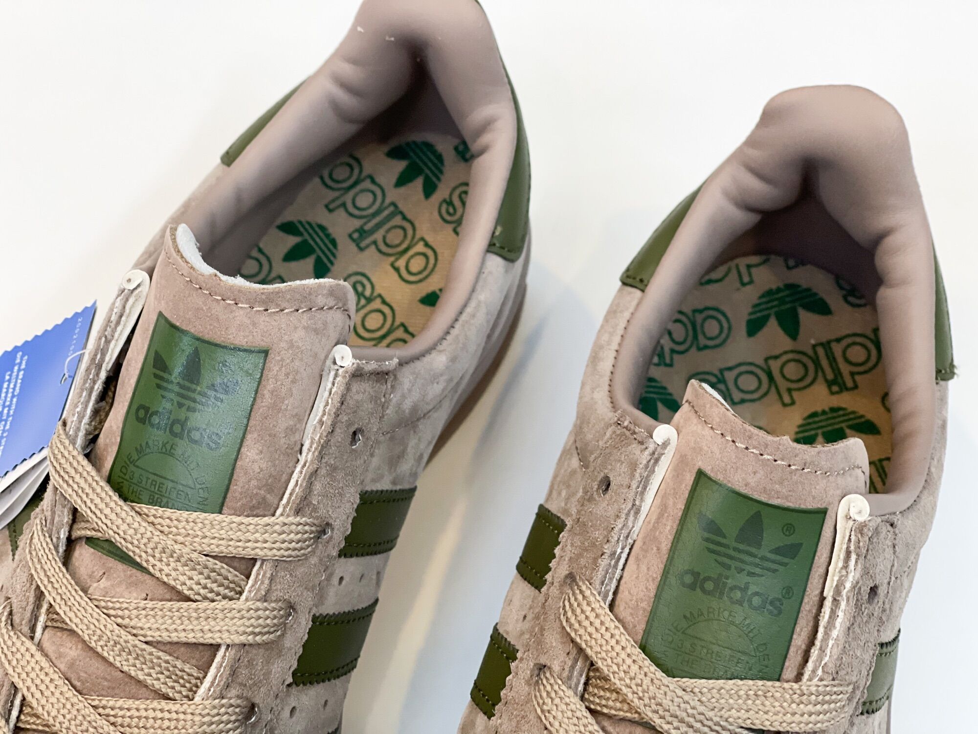 Giày Sneakers nam da lộn mới êm bền thời trang (nâu xanh)