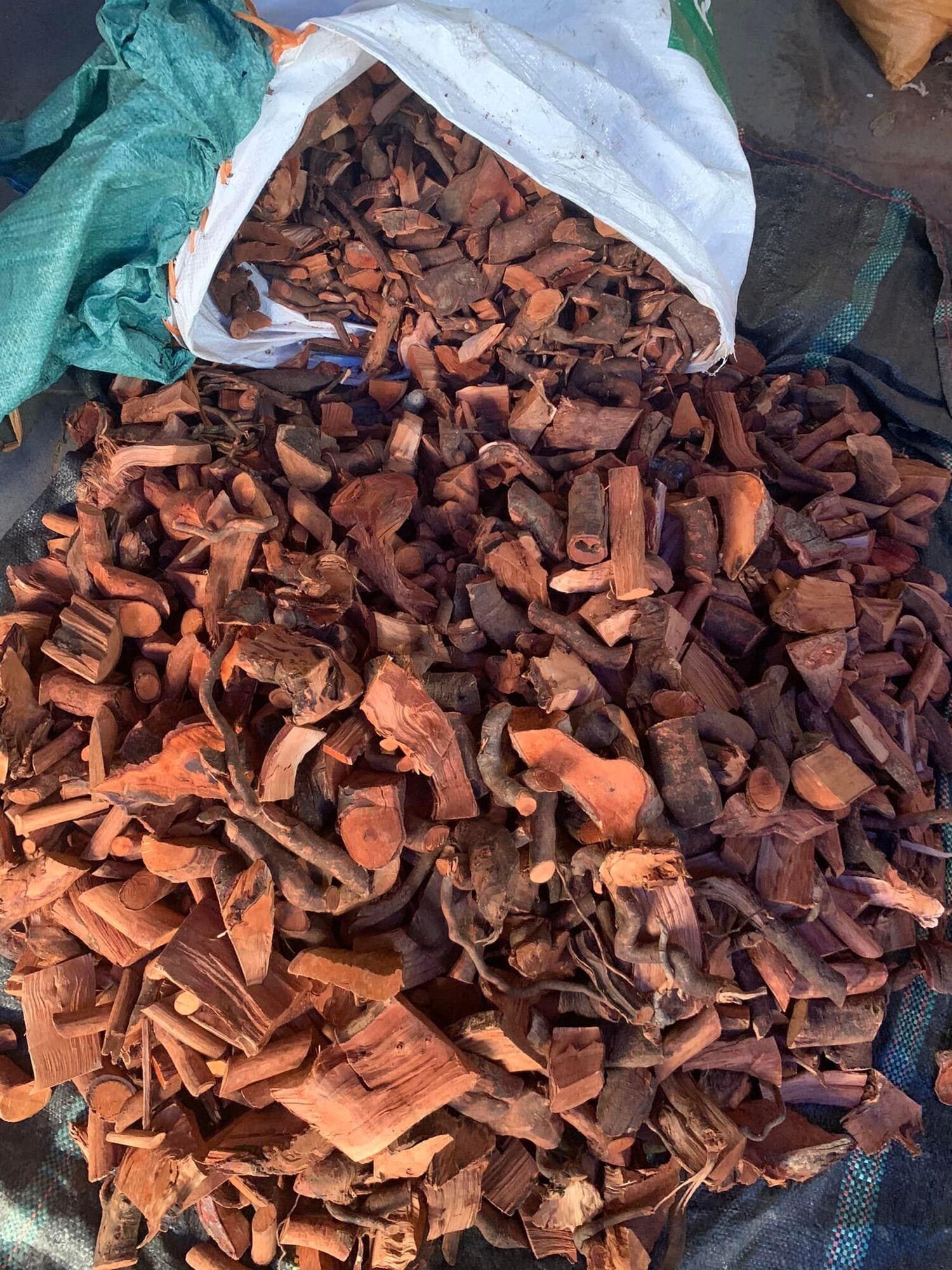 Rễ mù tứn đã phơi khô 1kg