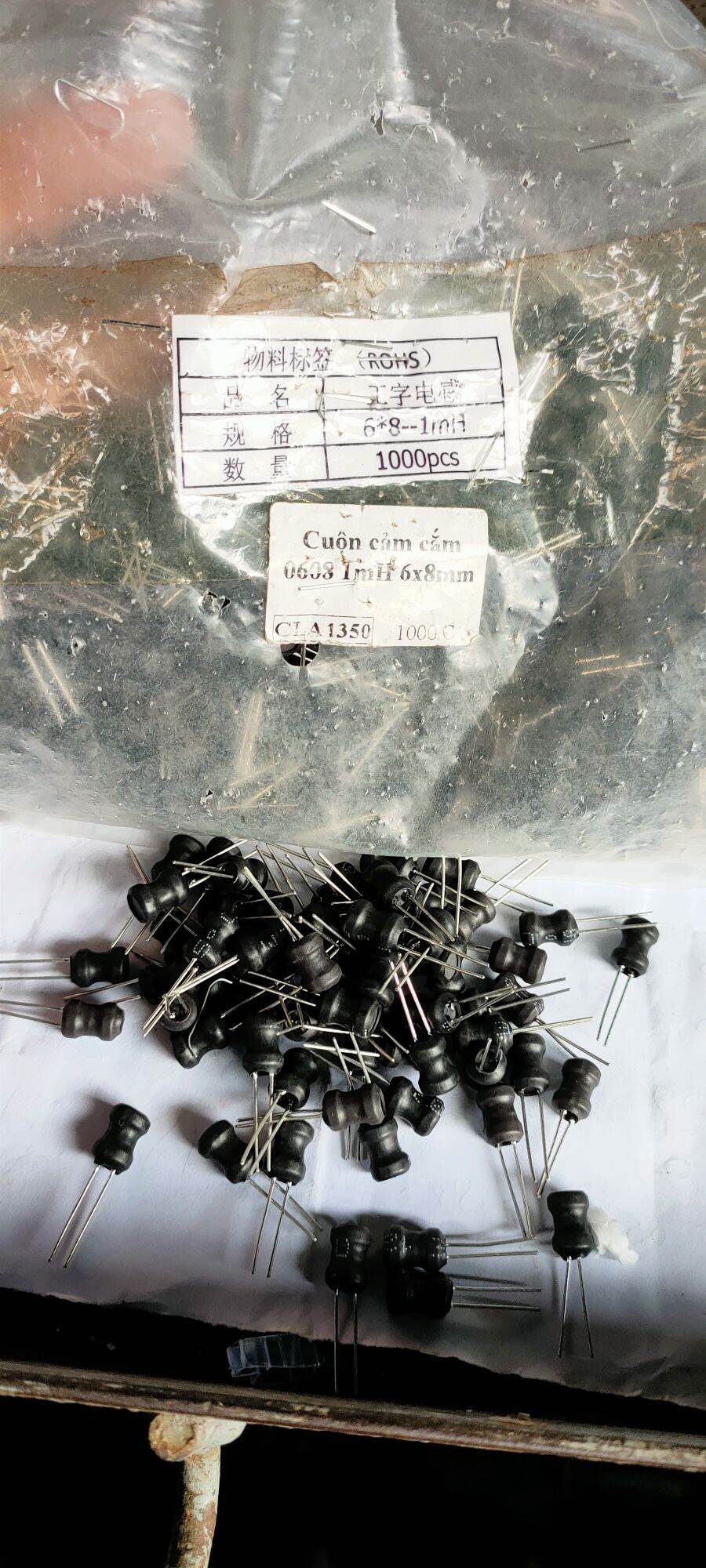 Cuộn cảm hình trụ 6*8 giá 5 chiếc