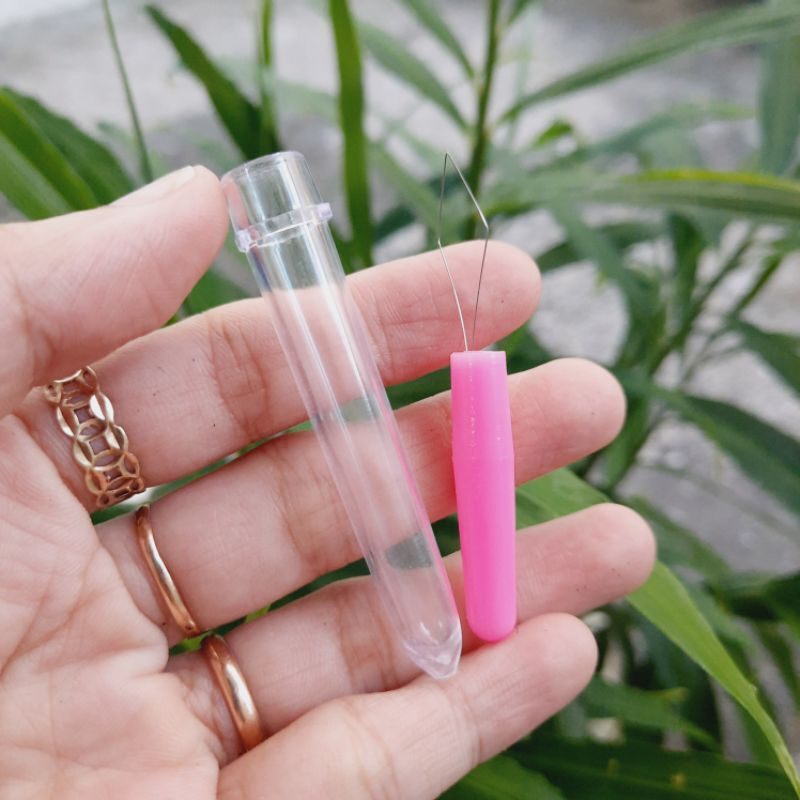 Dụng cụ xỏ kim,khâu chỉ dễ dàng (màu ngẫu nhiên)