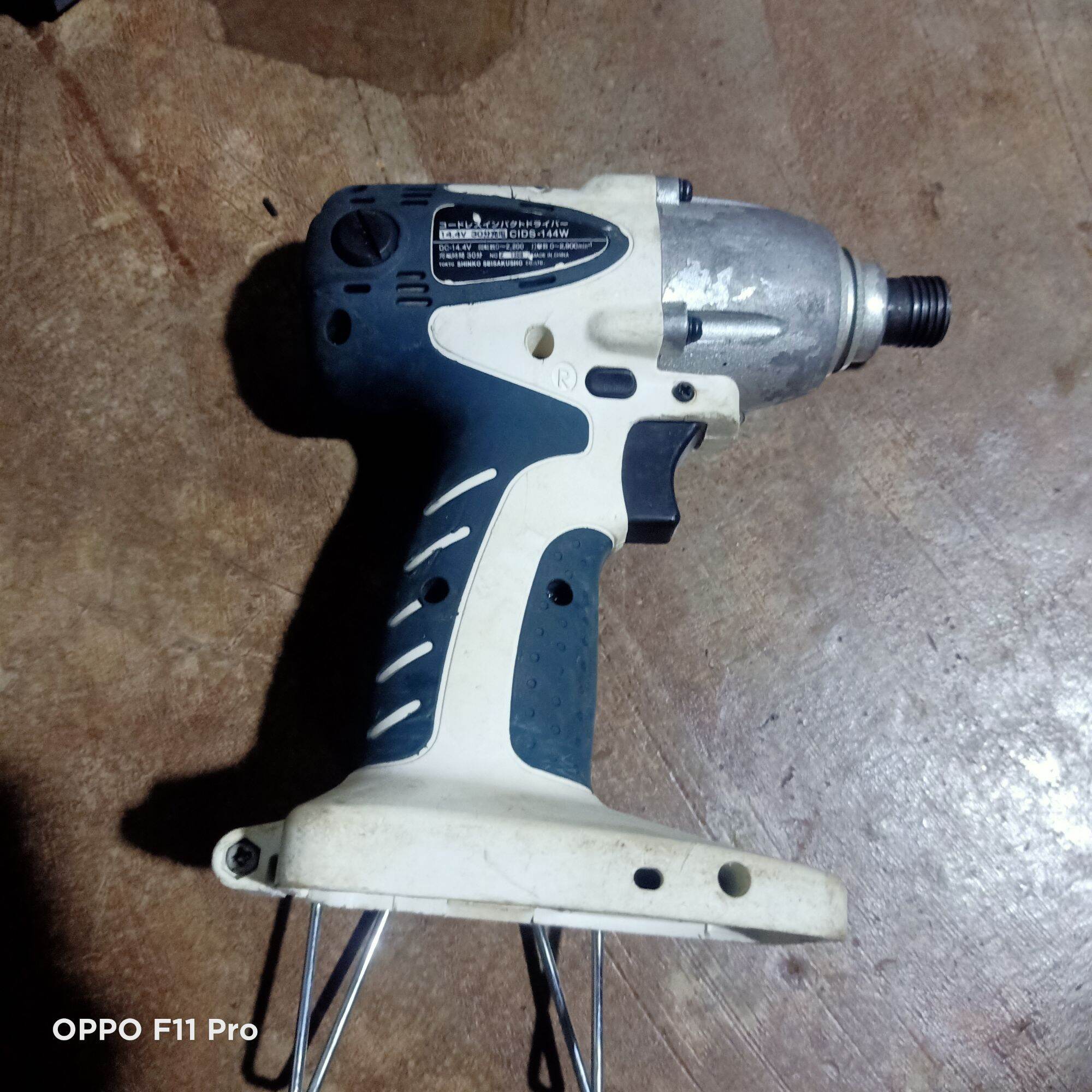 máy bắn vít  cids144w hàng bãi  nhật