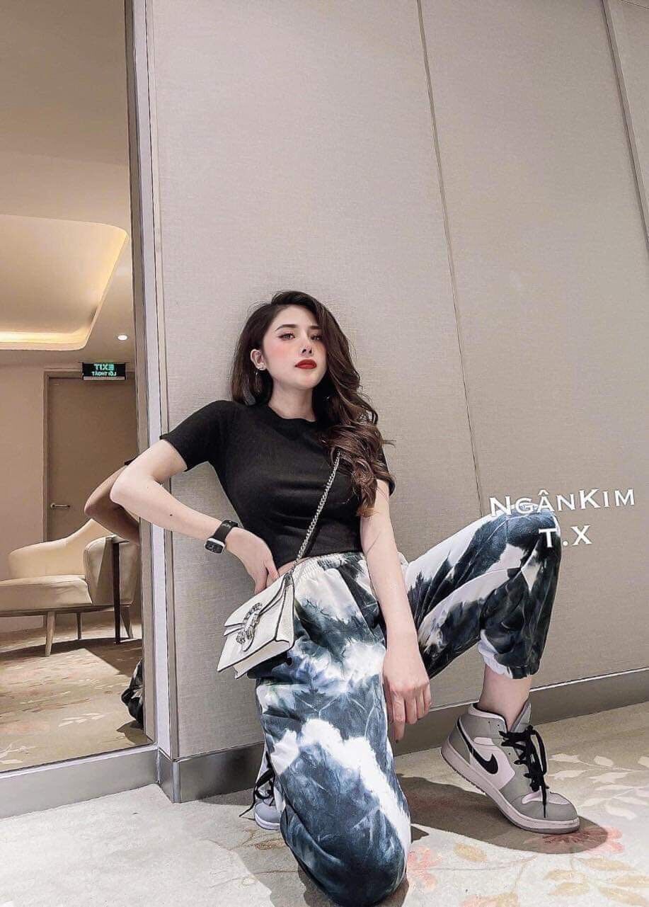 Sét bộ croptop loang thể thao cá tính 2 màu