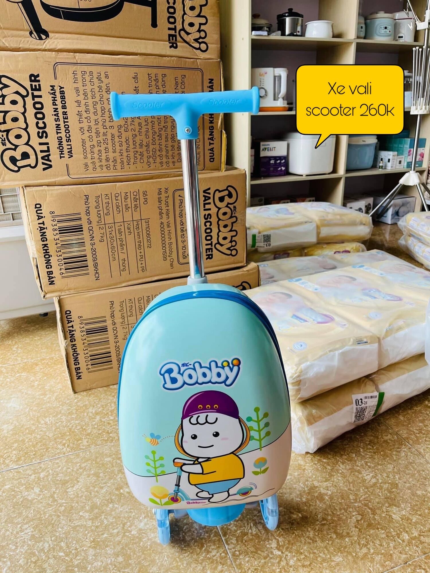 Xe Scooter vali cho bé quà tặng Bobby