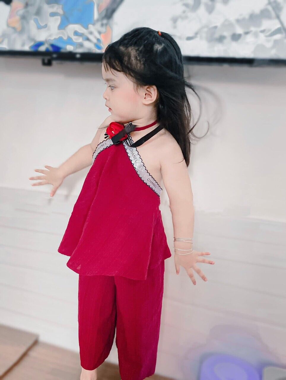 Set bộ cổ yếm dễ thương cho bé gái