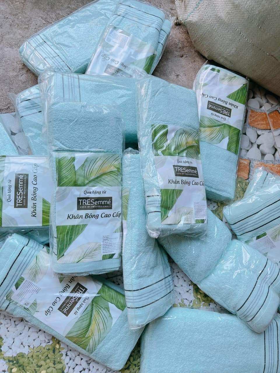 Sữa tắm Hazeline chai 800gr