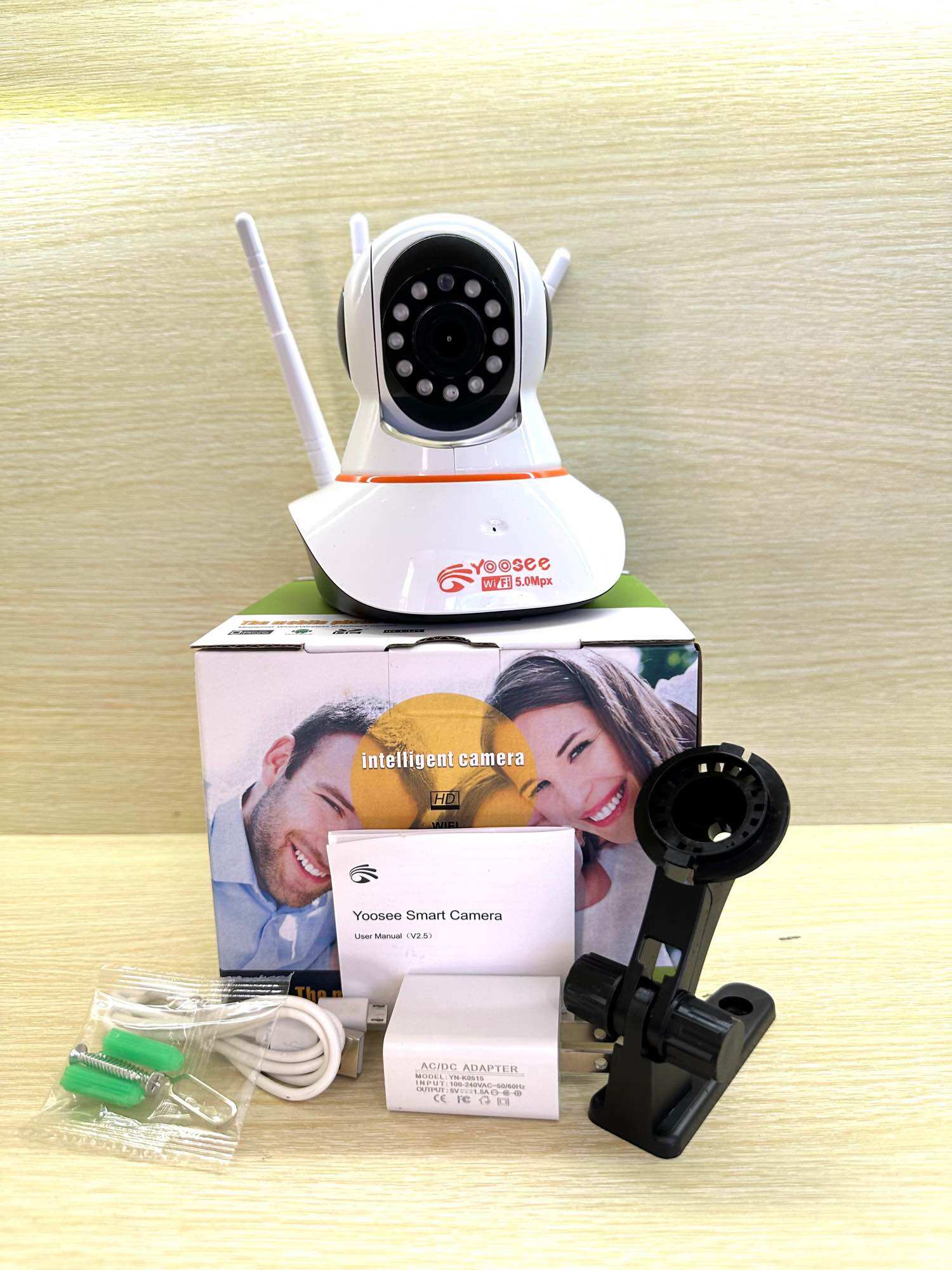 Camera yoosee 3 râu có màu ban đêm đàm thoại 2 chiều