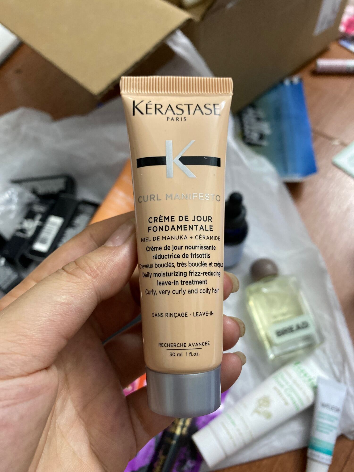 Kem dưỡng tóc Kérastase Curl Manifesto Curl Enhancing Leave-In Cream