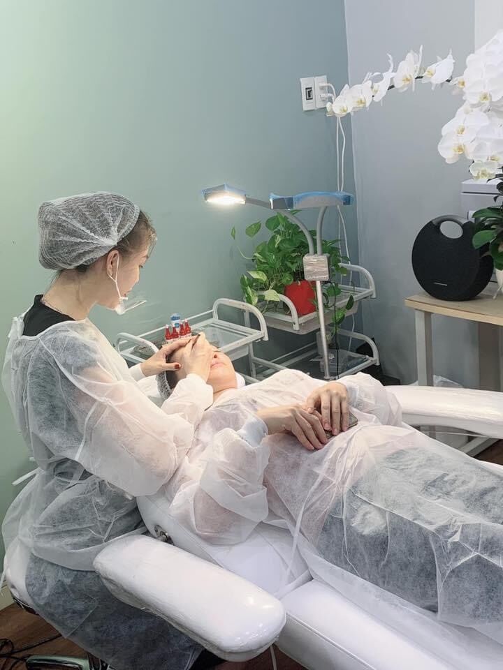 Nón trùm đầu y tế