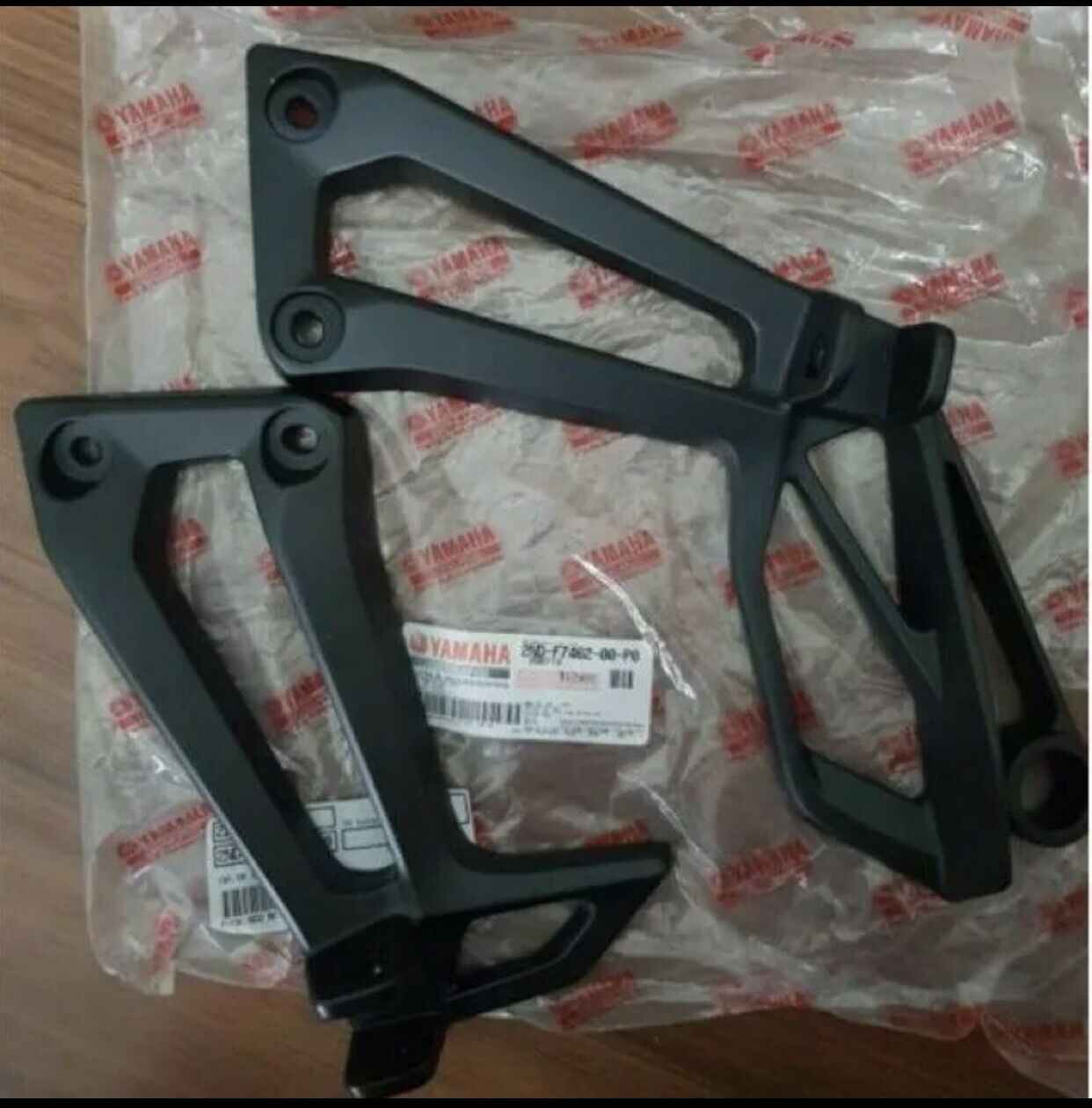 Gác chân sau ex 150 chính hãng