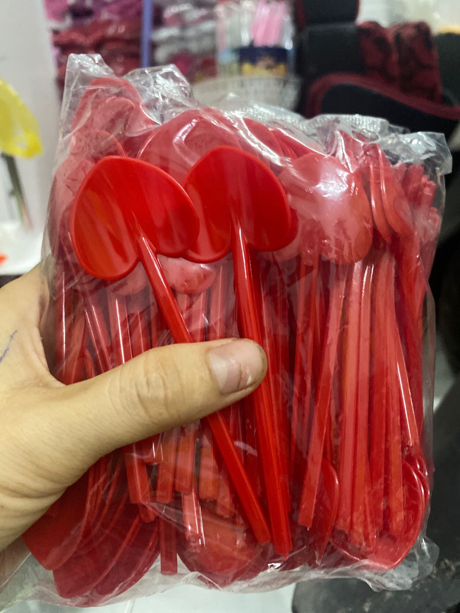 Combo 100 xẻng màu đỏ