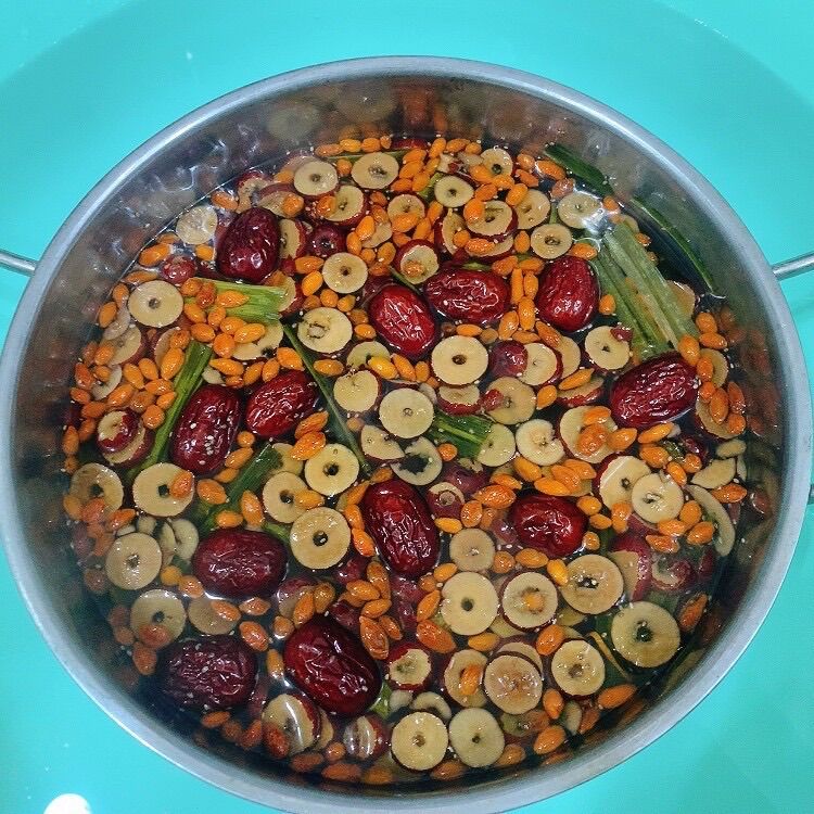 Táo đỏ thái lát sấy khô 100gr