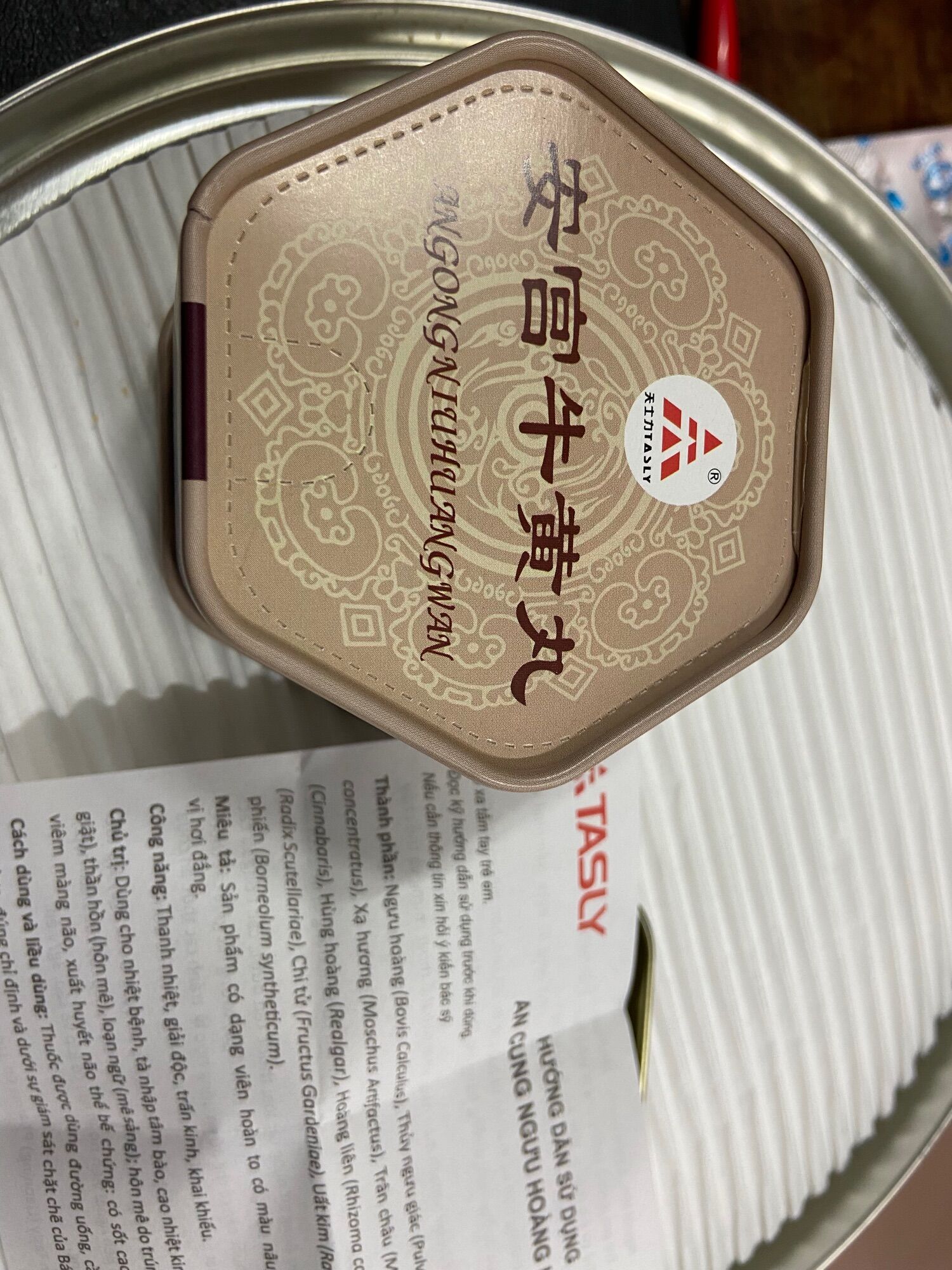 AN CUNG NGƯU HOÀNG HOÀN TASLY