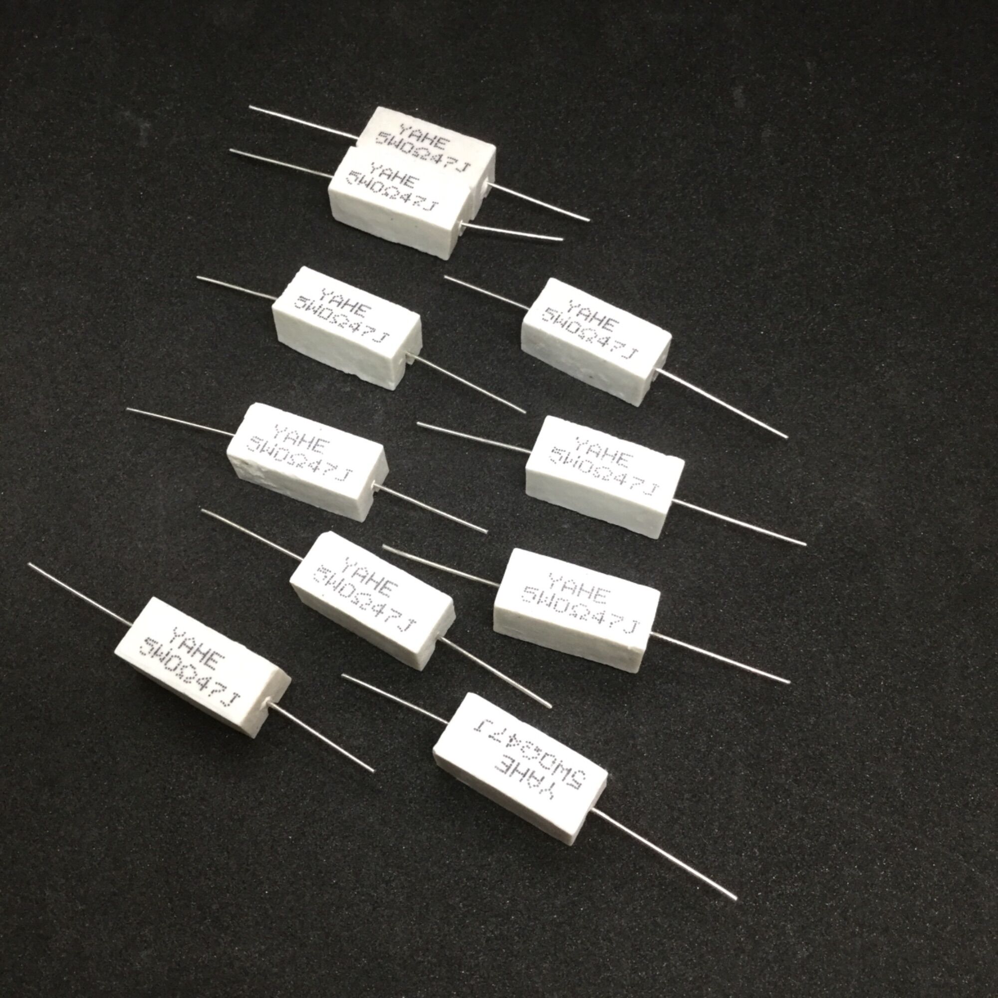 Trở công suất sứ 47 ohm -5 W (10 chiếc)