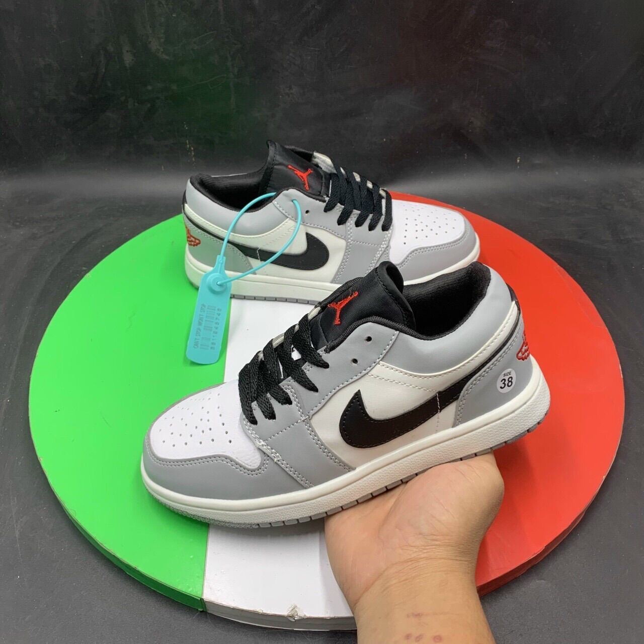 Giày Jordan xám cổ thấp nam nữ ep1 - Ann Shoes