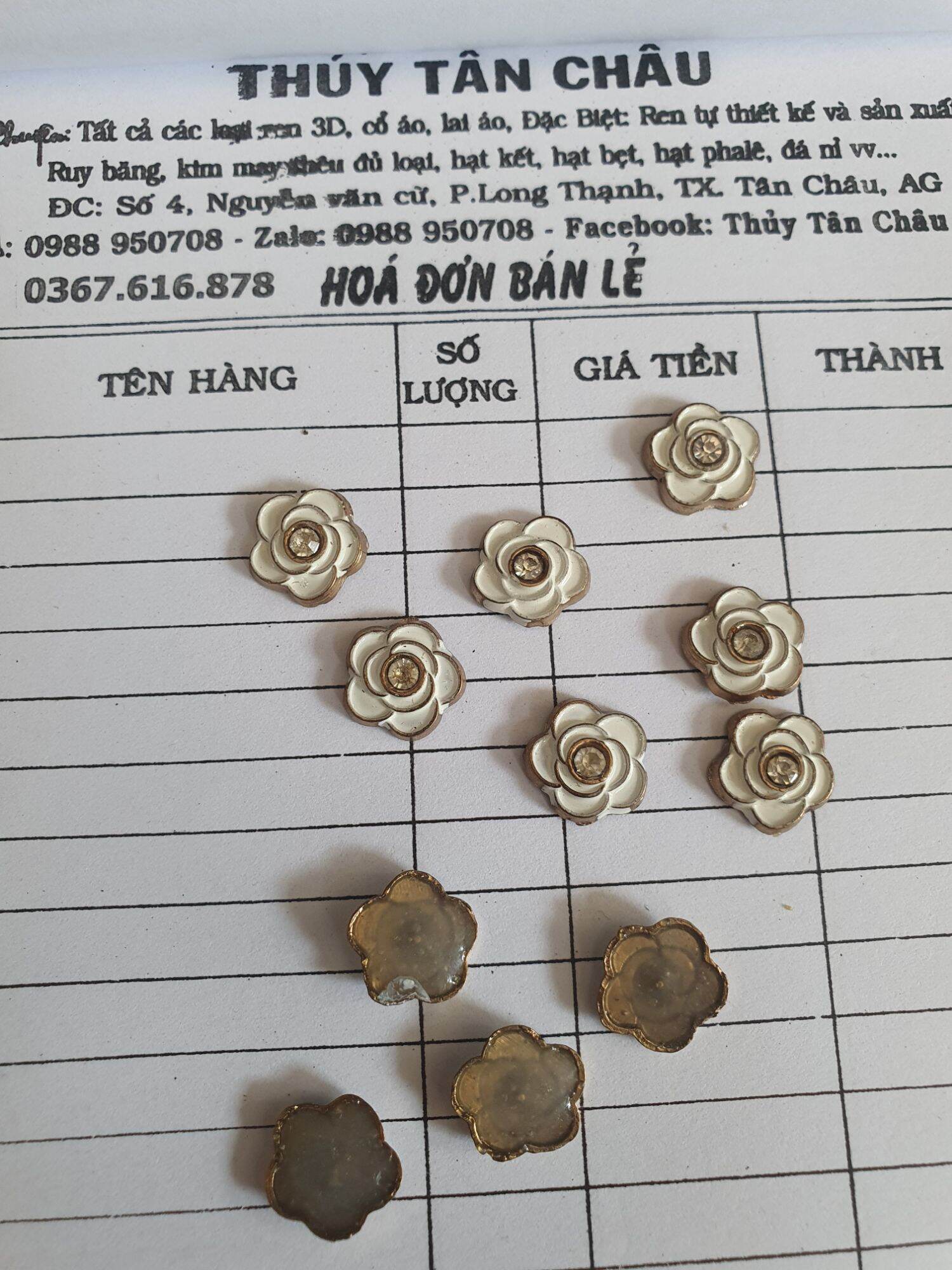 Hoa hồng nhôm ủi rất xinh