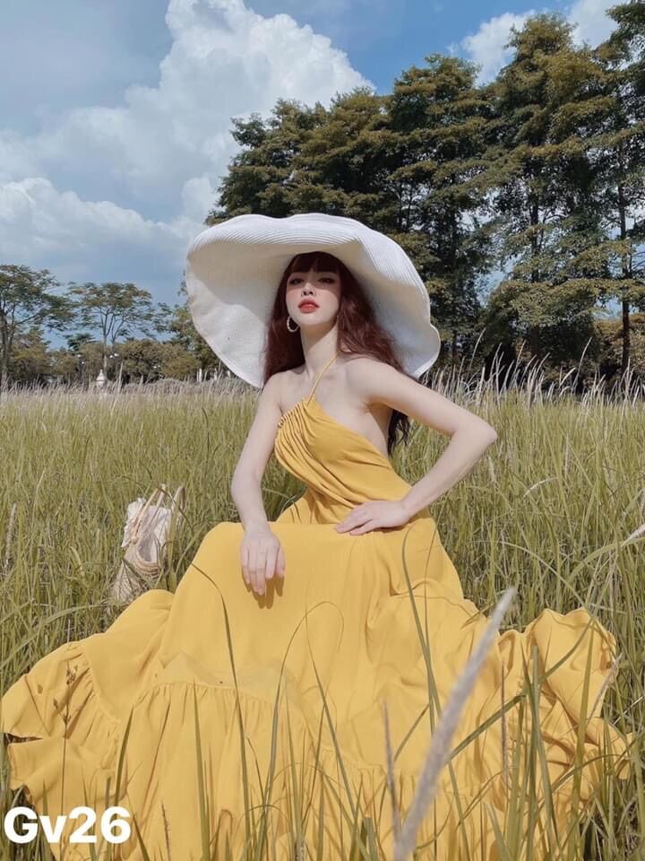 Đầm maxi cổ yếm lệch nhún hở lưng