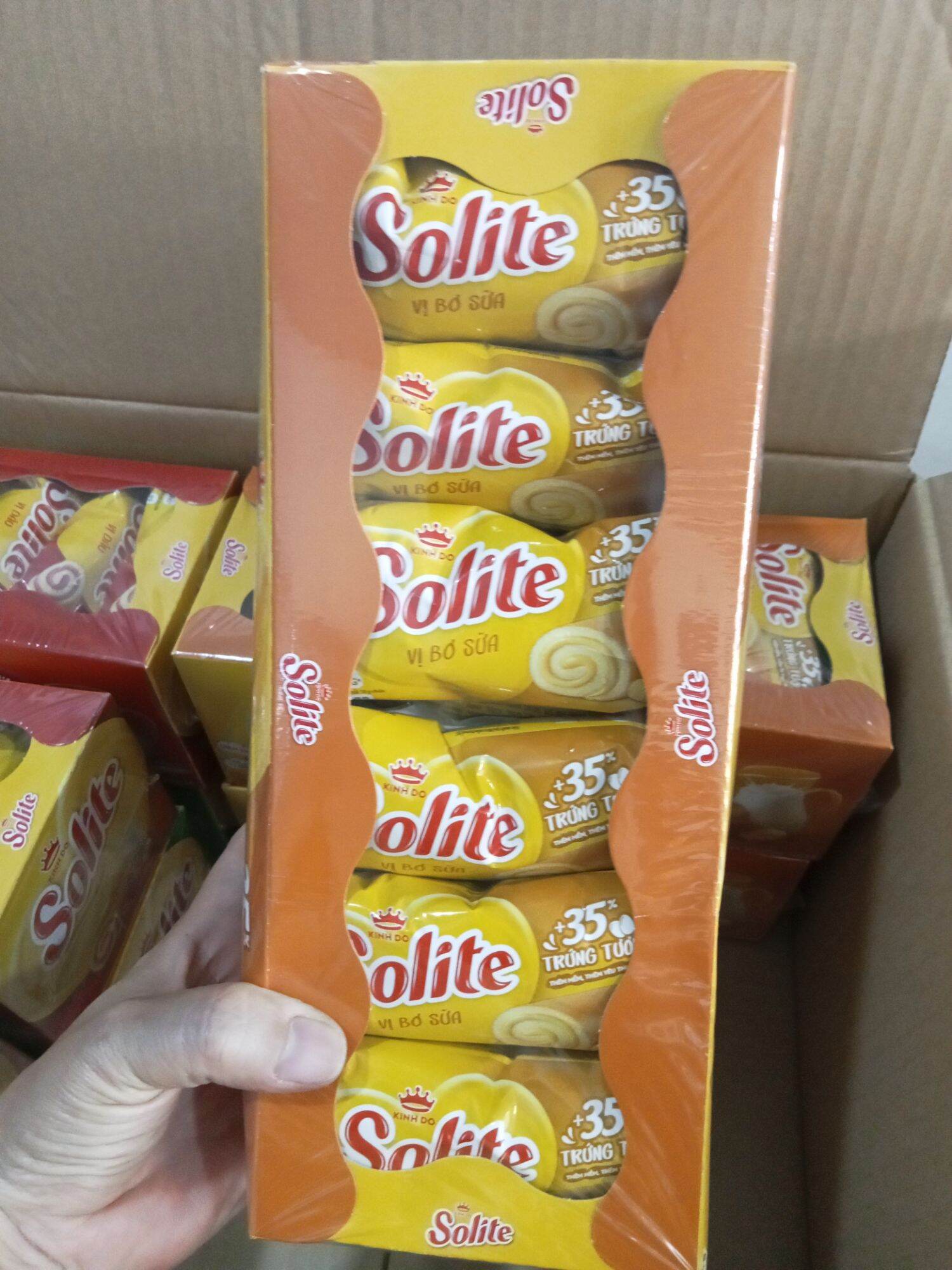 Bánh bông lan Solite