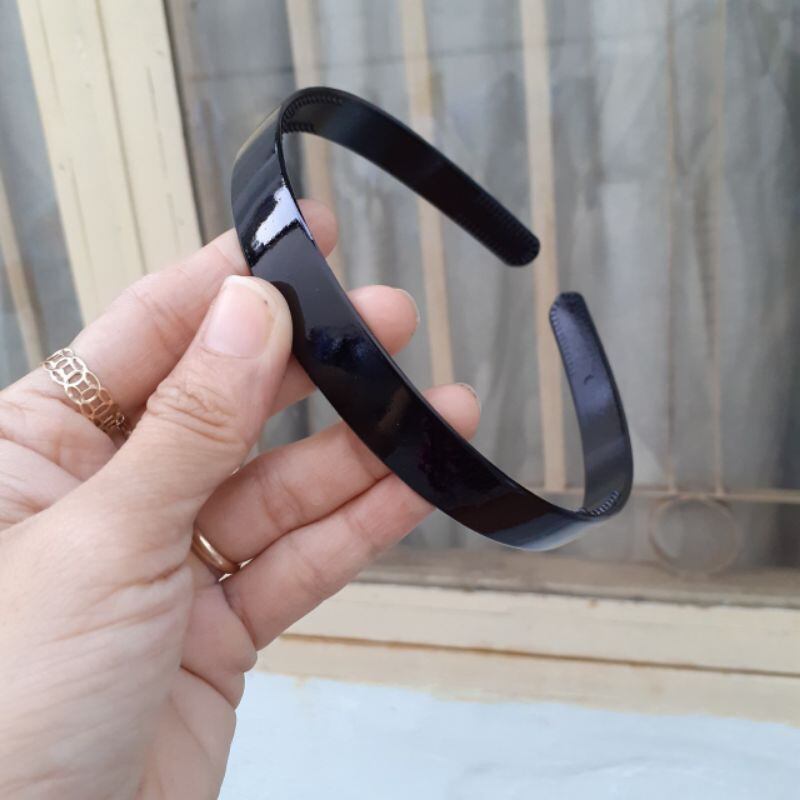 Bờm cài tóc nhựa cứng đen bóng/nhám (bản 1p5)