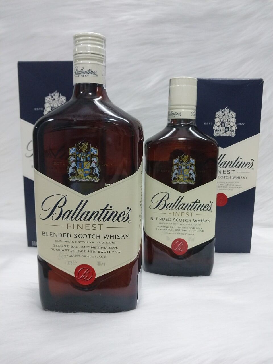 Ballantine's finest 1000 ml ( ko hộp)