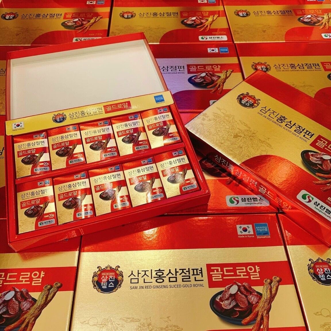 Sâm lát tẩm mật ong ( hộp 10 gói x 20gr )