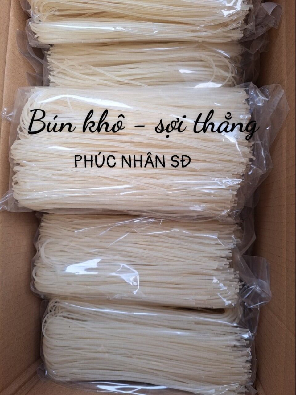 400 gram bún khô. bún tươi sấy khô. như ảnh. sợi thẳng chặc chẽ