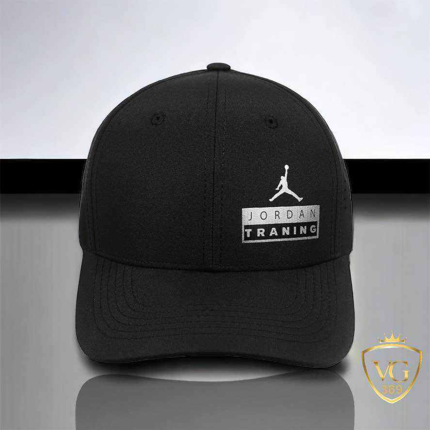Mũ Nón Lưỡi Trai Jordan Màu Đen Cá Tính
