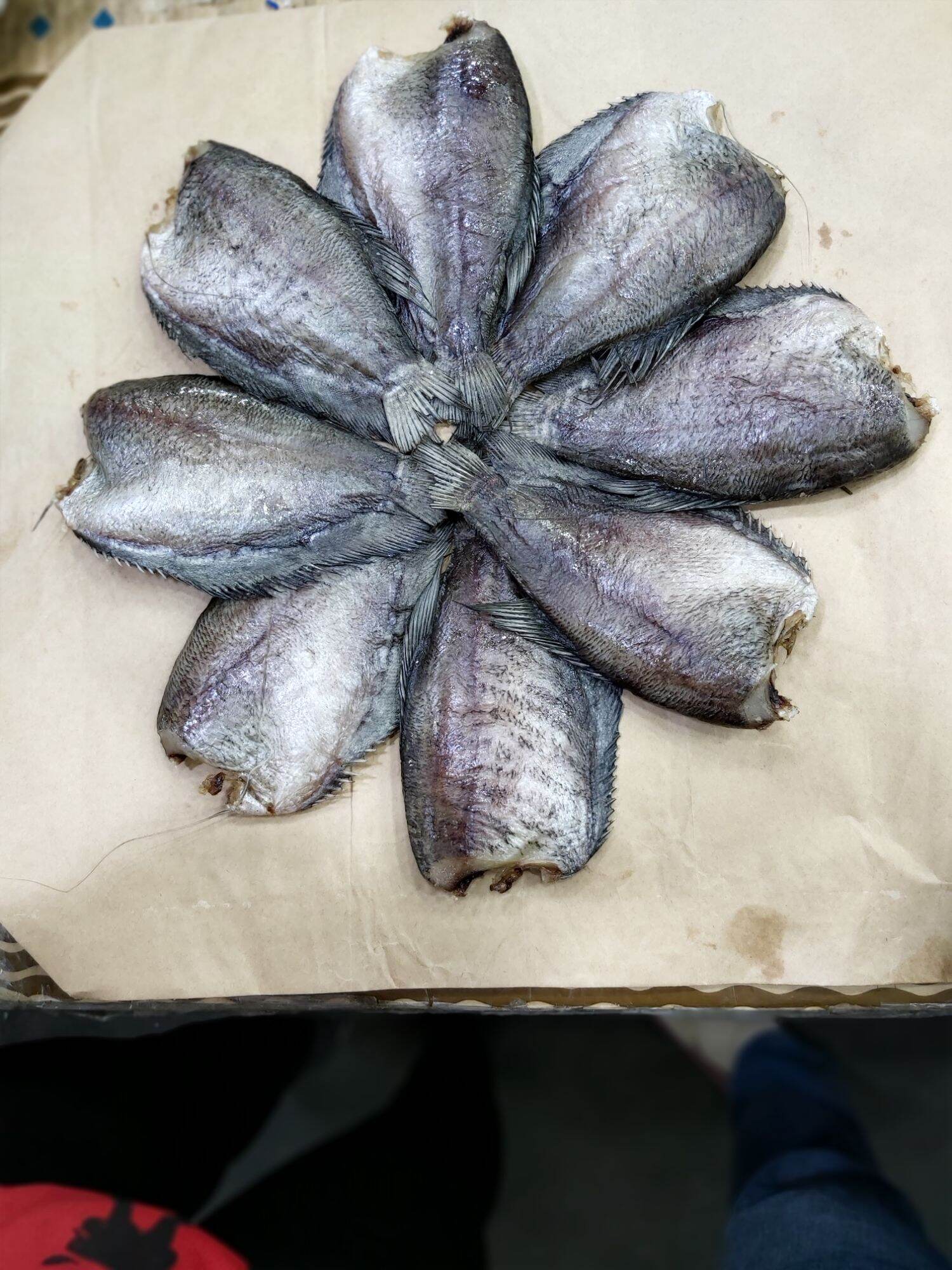 khô cá sặc không đầu. 500 gam