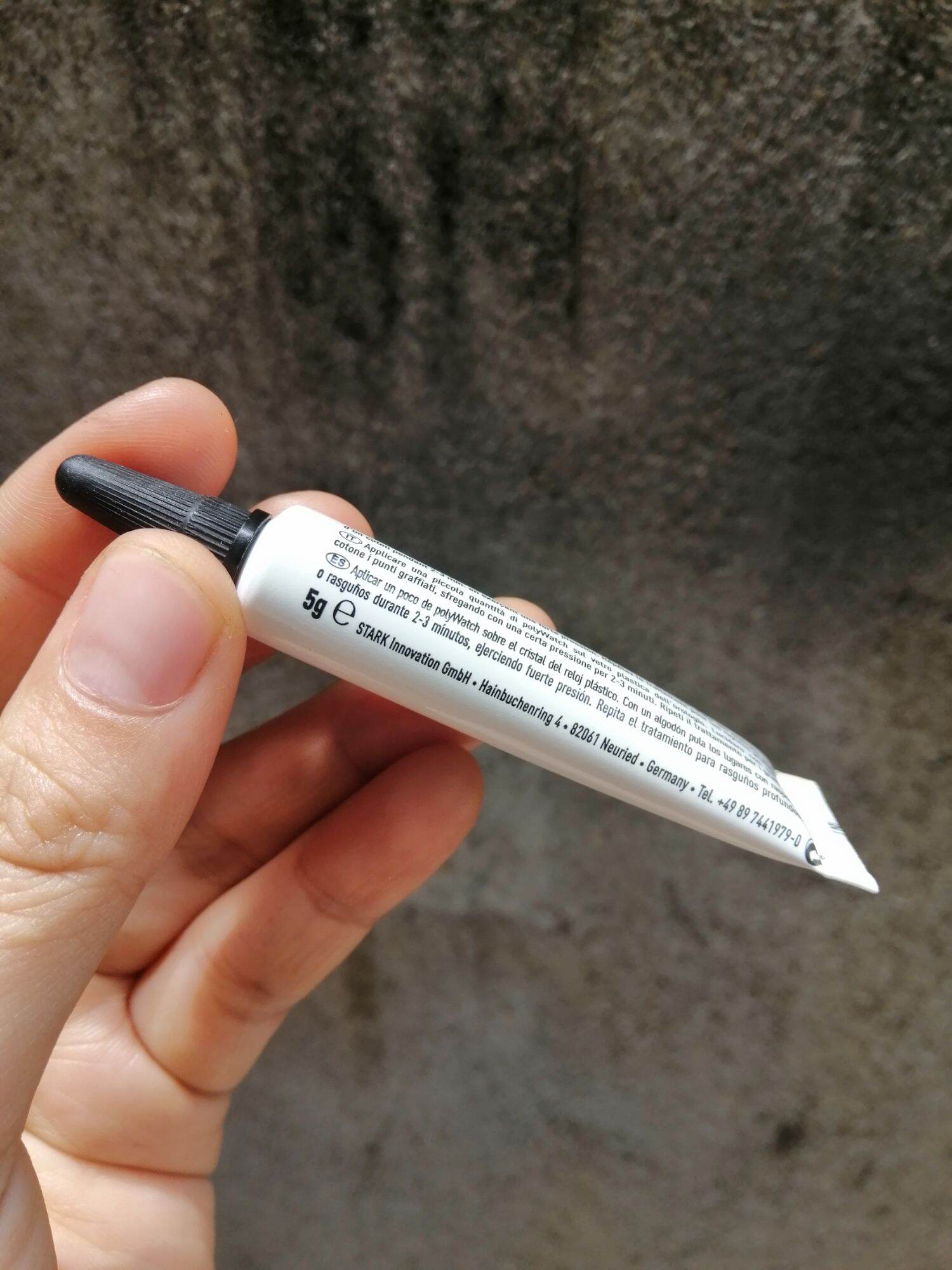 Kem Polywatch đánh bóng kính đồng hồ đeo tay , mặt đồng hồ xe máy.