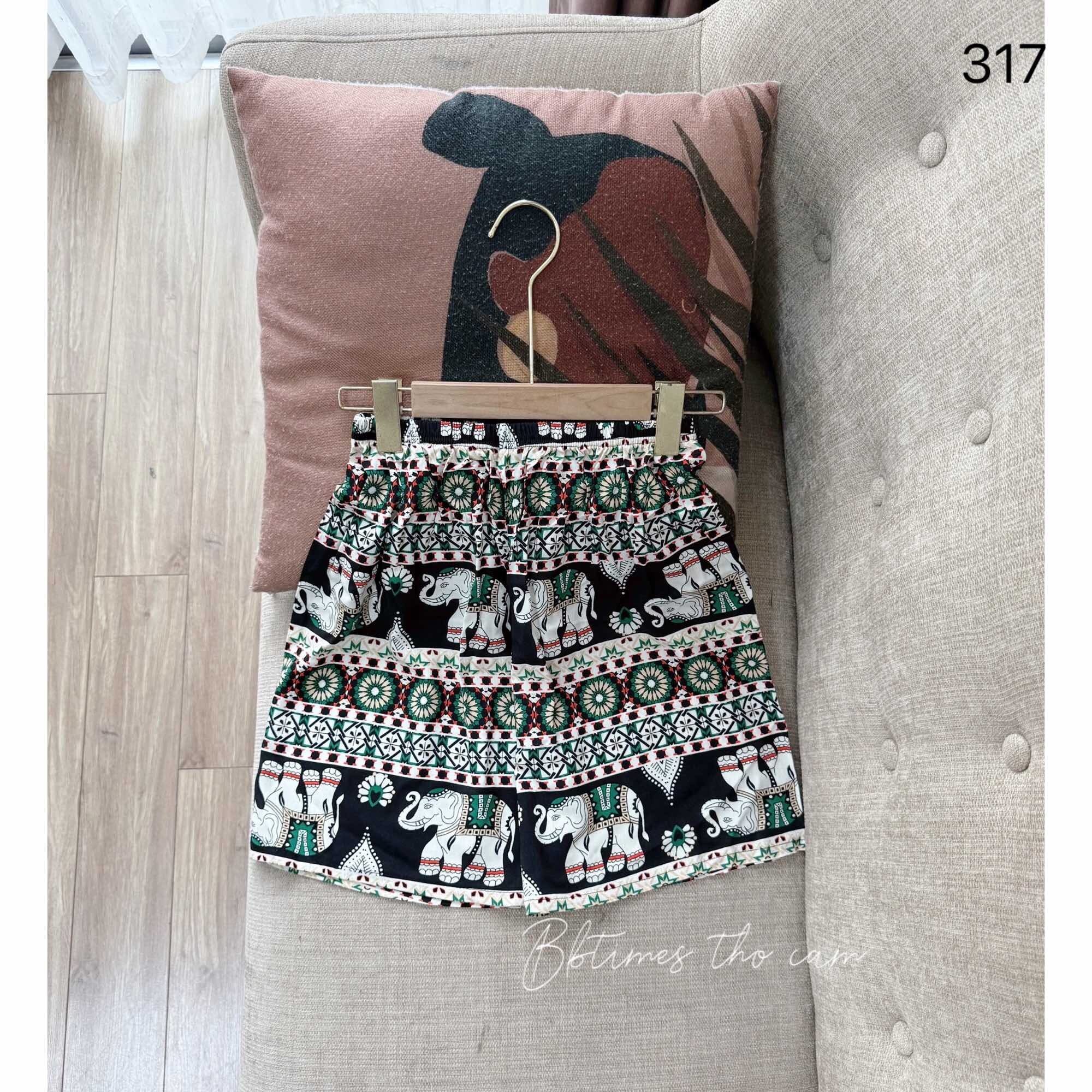 Linen Shorts with Brocade Pattern for Men and Women