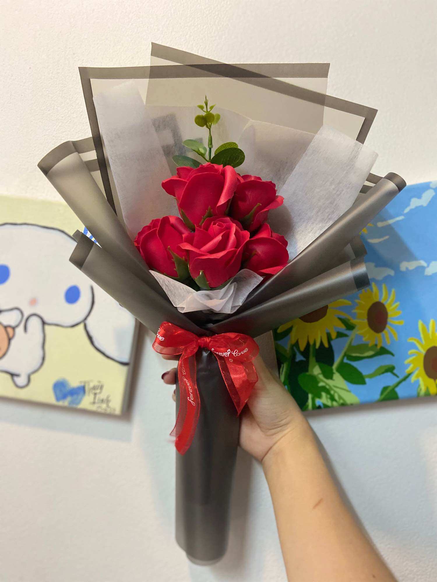 Bó 5 bông hoa sáp đỏ hàng sẵn, quà tặng cô giáo