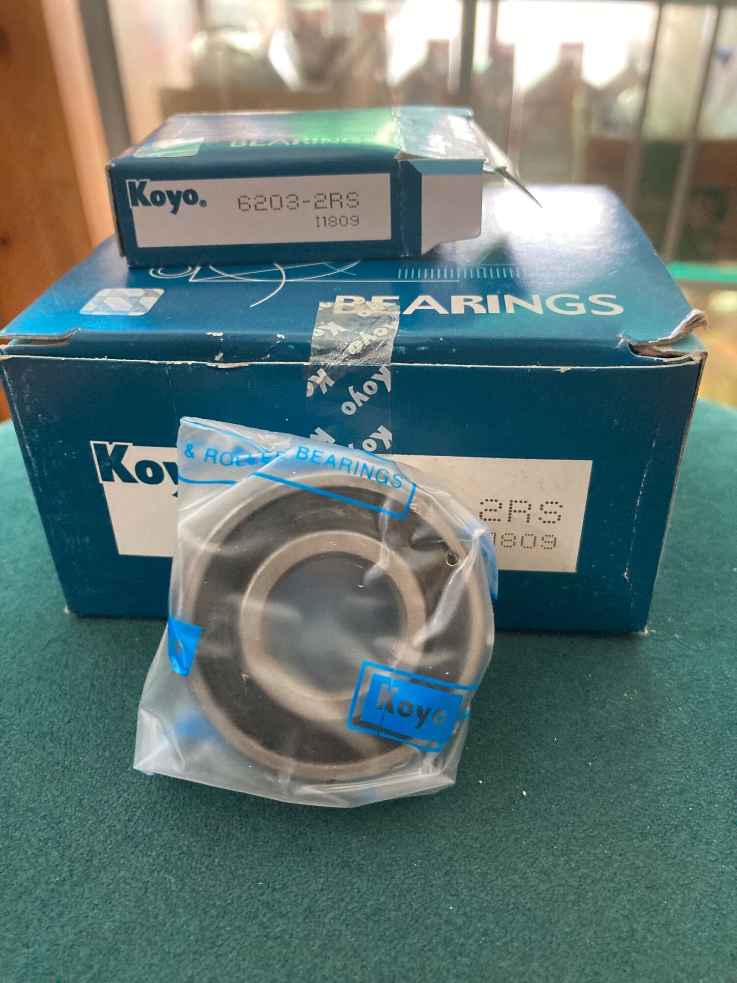 Bạc đạn KOYO 6203 Chính hãng