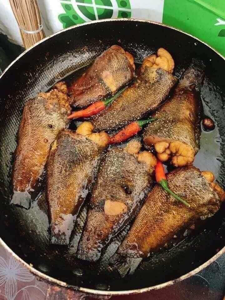 Cá sặc trứng kho tiêu hộp 500g
