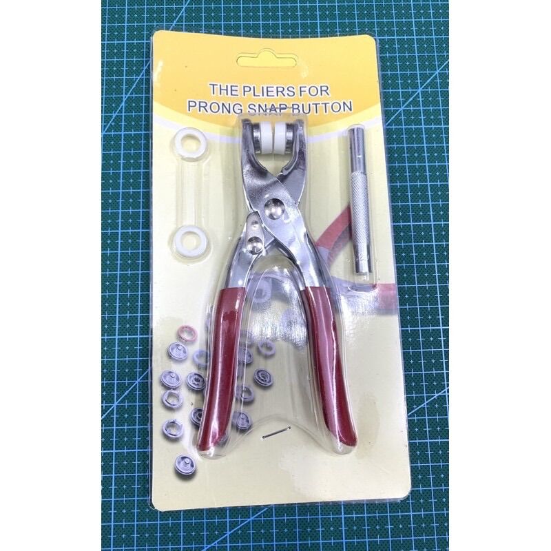 Combo kềm và bịch 100 cái nút bấm vành sắt cỡ 9,5mm