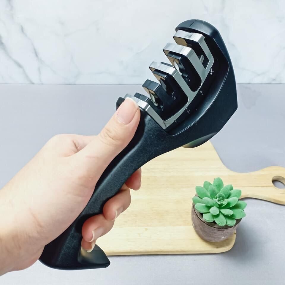👍💁 DỤNG CỤ MÀI DAO 4 RÃNH LOCK&LOCK - CKK113👍
