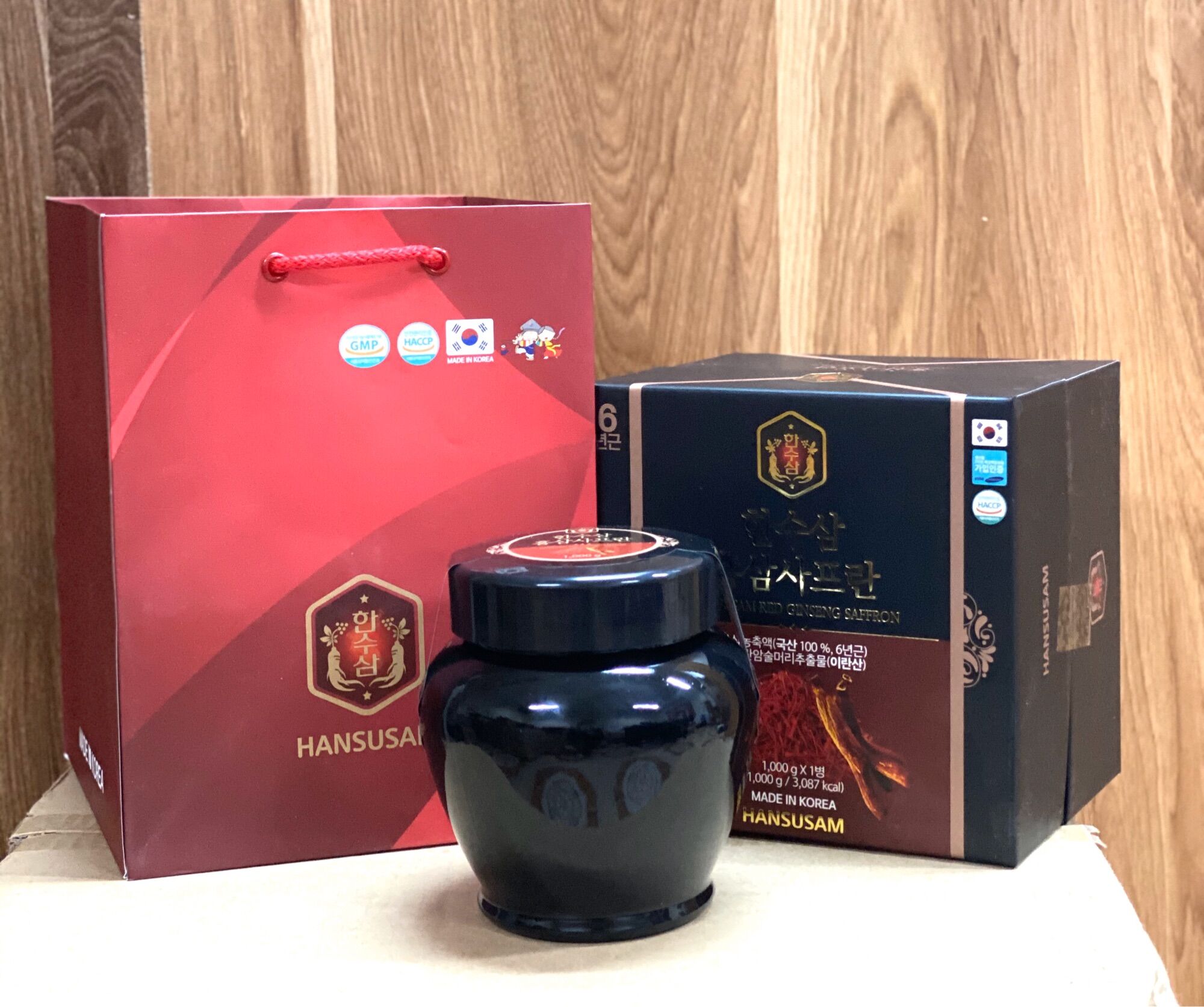 [CHÍNH HÃNG] Cao hồng sâm nhụy hoa nghệ tây Hansusam Red Ginseng Saffron Hàn Quốc hộp 1000gr - giúp giấc ngủ ngon, sâu