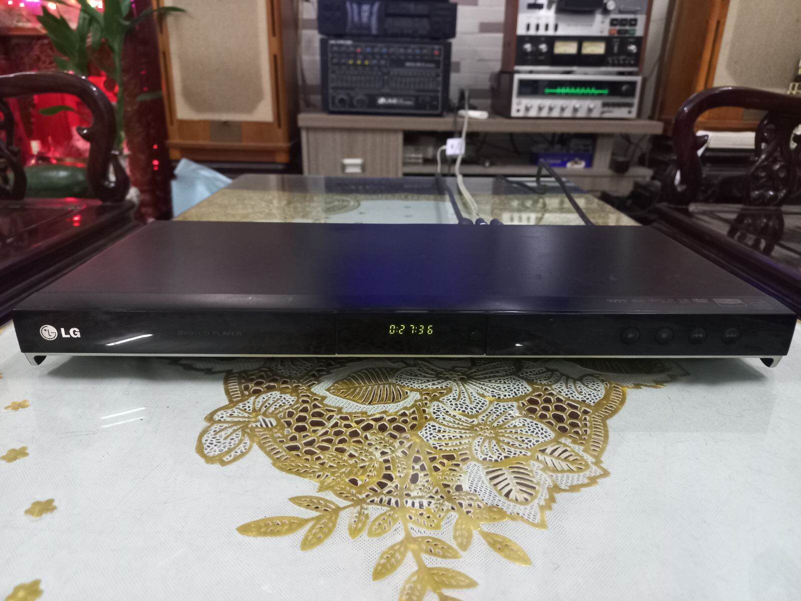 Đầu đĩa DVD LG còn đẹp như hình, nguyên zin.
