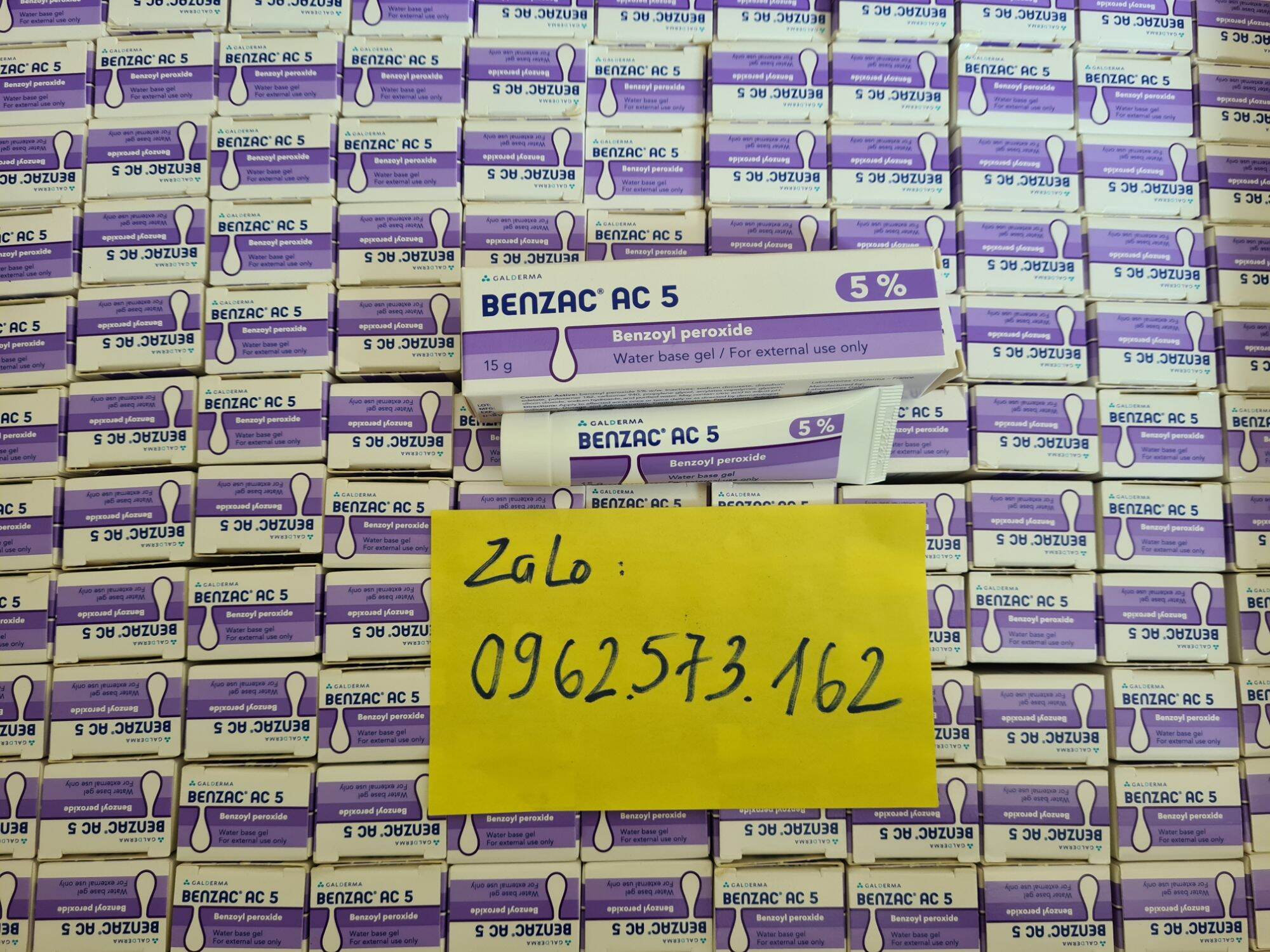 [CHÍNH HÃNG 100%] Kem chấm mụn Benzac AC chứa Benzoyl peroxide (2,5% và 5%) - 15g
