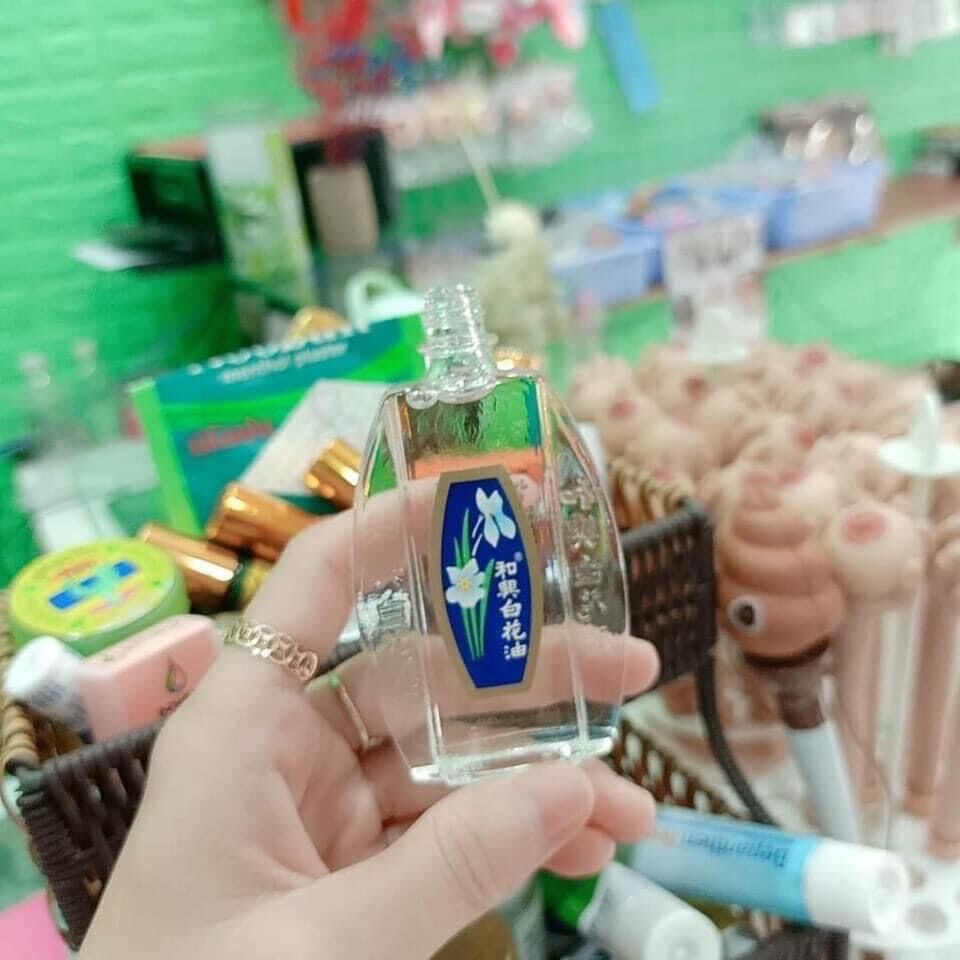 Dầu gió trắng bạch hoa Thái Lan