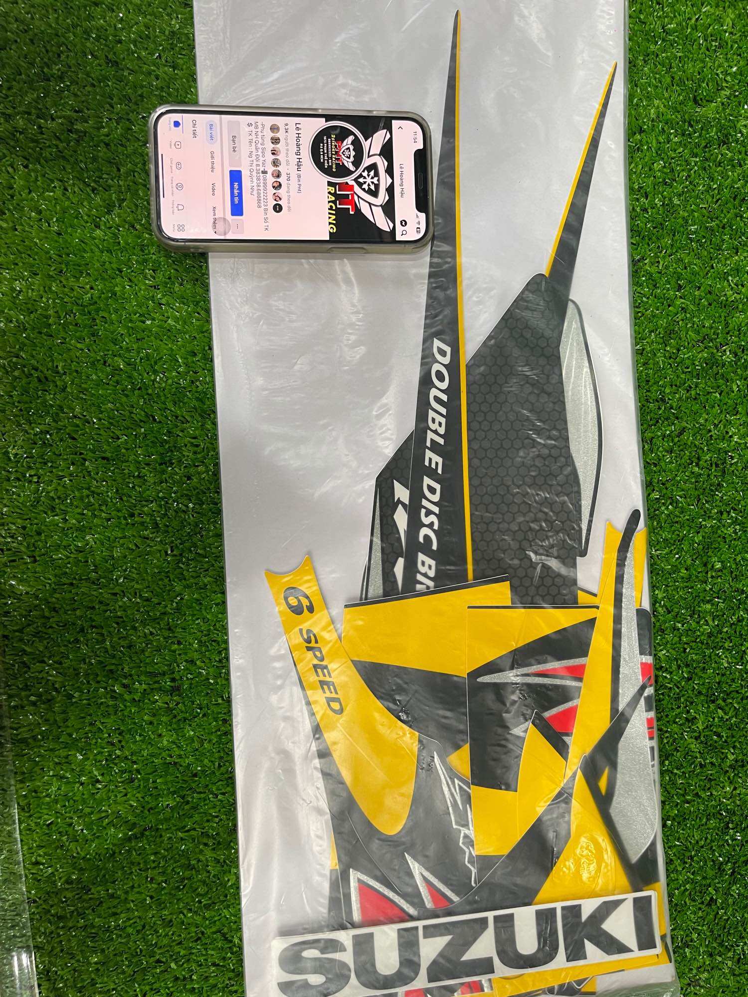 Tem satria 2000 vàng đen