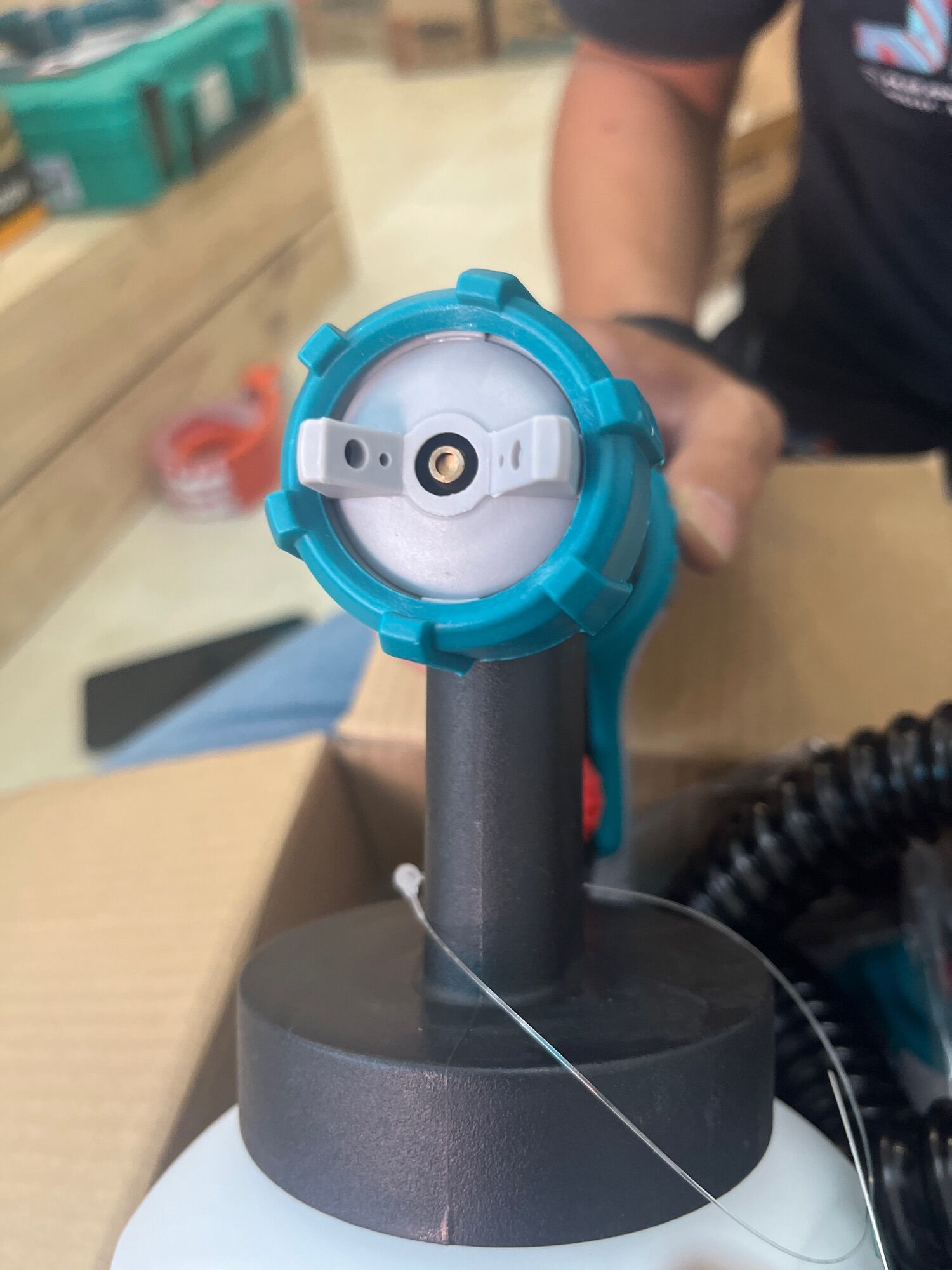 Máy phun sơn dùng điện 500W Total TT5006