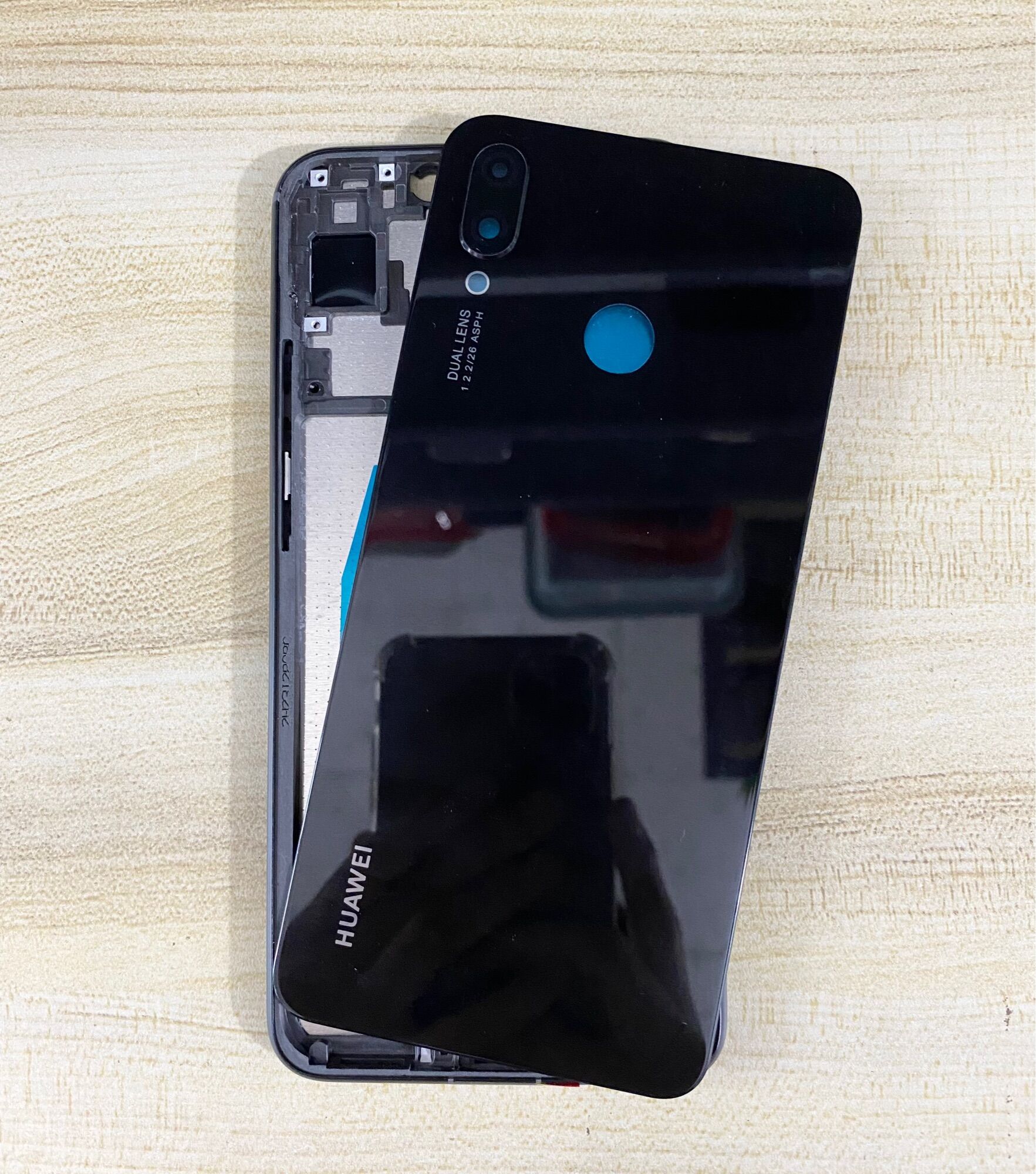 Bộ Vỏ + Sườn Huawei Nova 3i Zin Hàng Cao Cấp