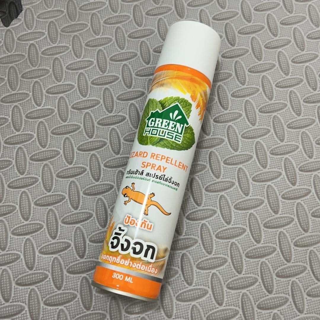 Chai xịt đuổi thằn lăn thái lan
