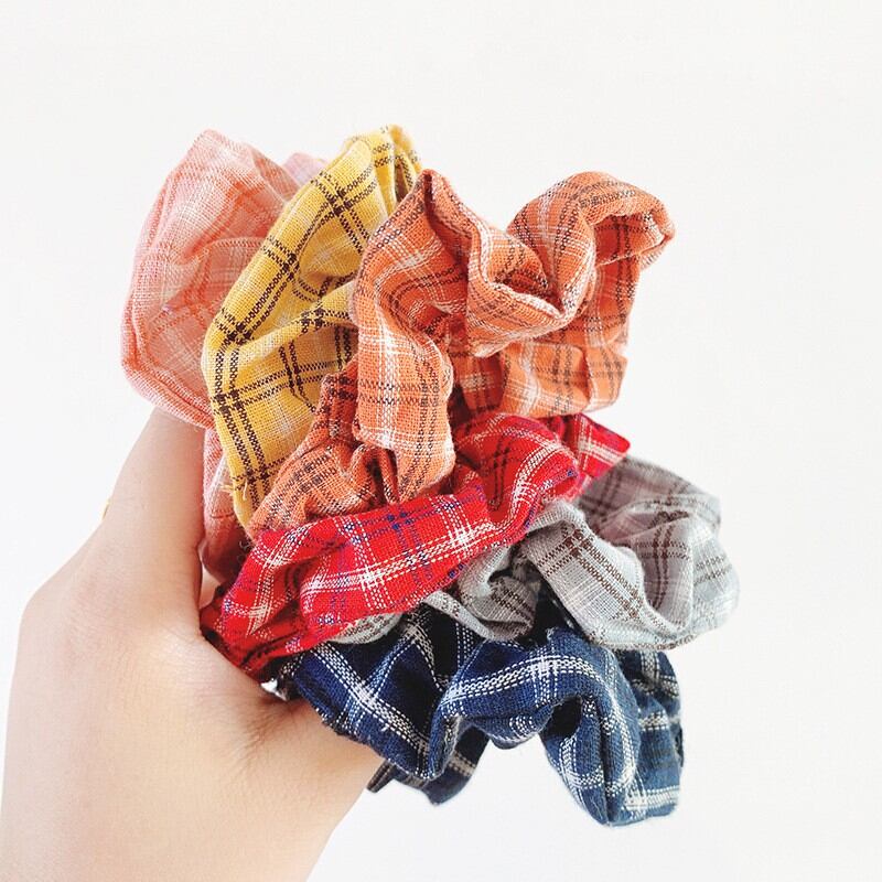 Buộc tóc scrunchies vòng caro