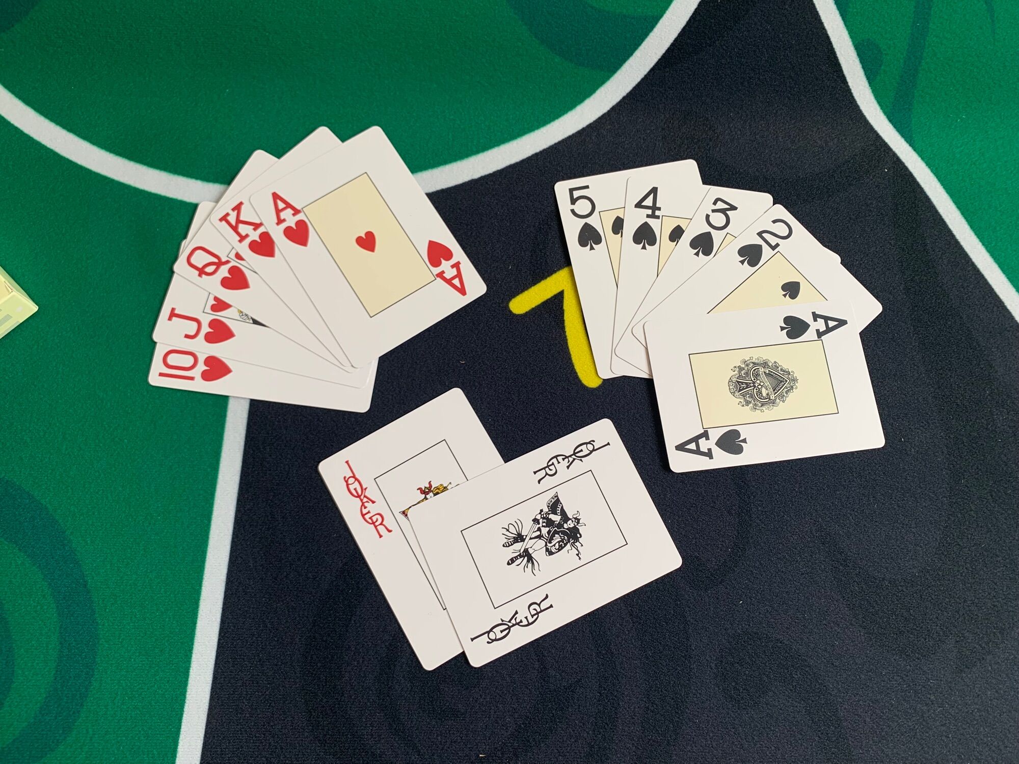 bài tây poker plastic texas hold’em có lá chặn đỏ